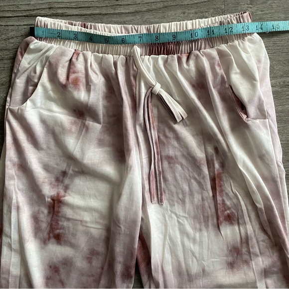 Romantic Hut Tie Dye Jogger Set New in Package - Picture 8 of 12